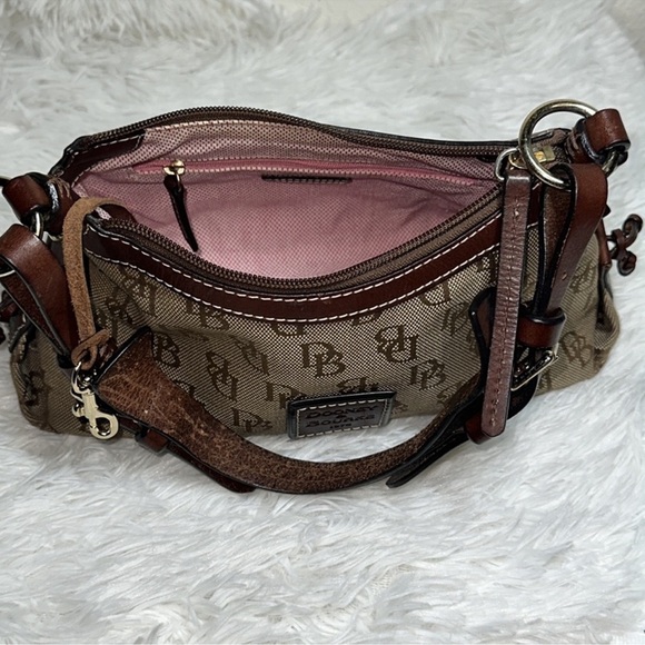 Dooney & Bourke 1975 Vintage Signature DB Logo Shoulder Bag - Picture 8 of 10